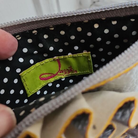 Jazzd Silver and Gold wristlet with flower - Picture 5 of 7